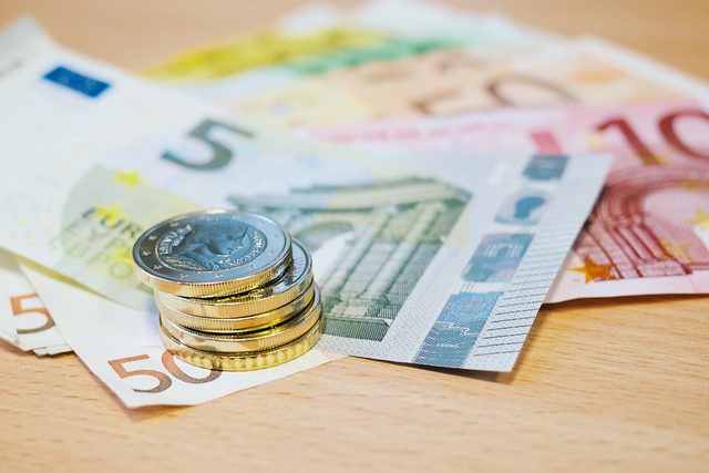 Banconote e monete in euro, fiscalità transfrontaliera