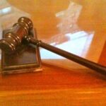Martelletto del giudice, contenziosi bancari e quadro giuridico